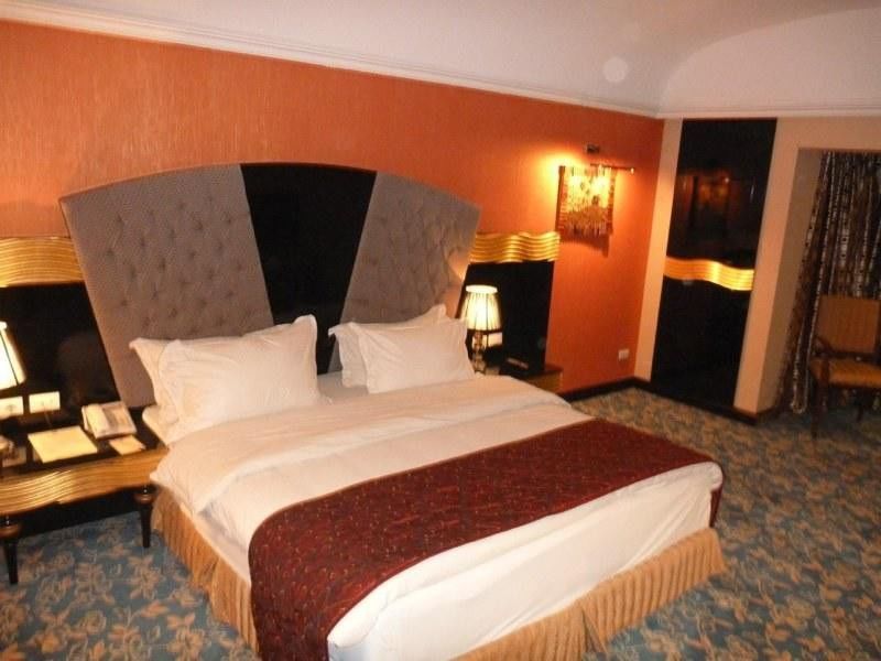 Basra International Hotel Exterior foto